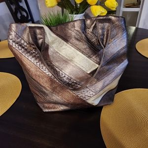 FINAL REDUCTION Elliott Lucca Bag Metallic